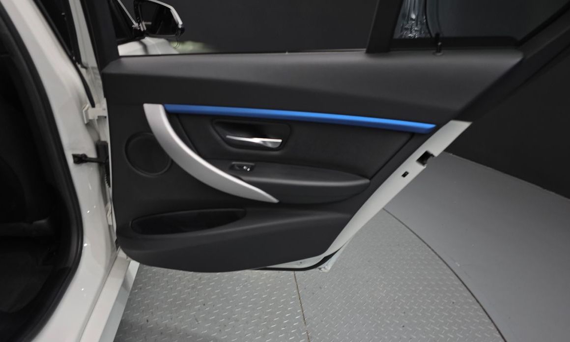 BMW 3-Series 2018