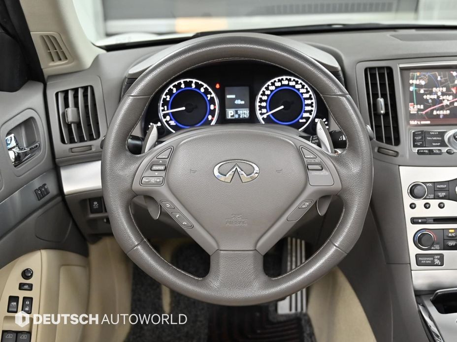 Infiniti Q60 2014