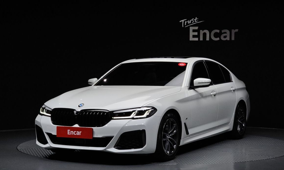 BMW 5-Series 2023