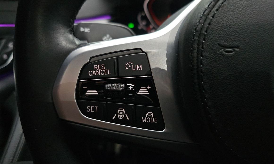 BMW 5-Series 2023