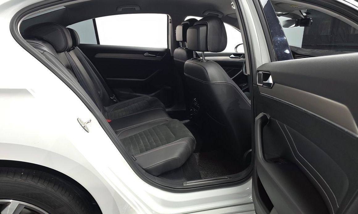 Volkswagen Passat 2022