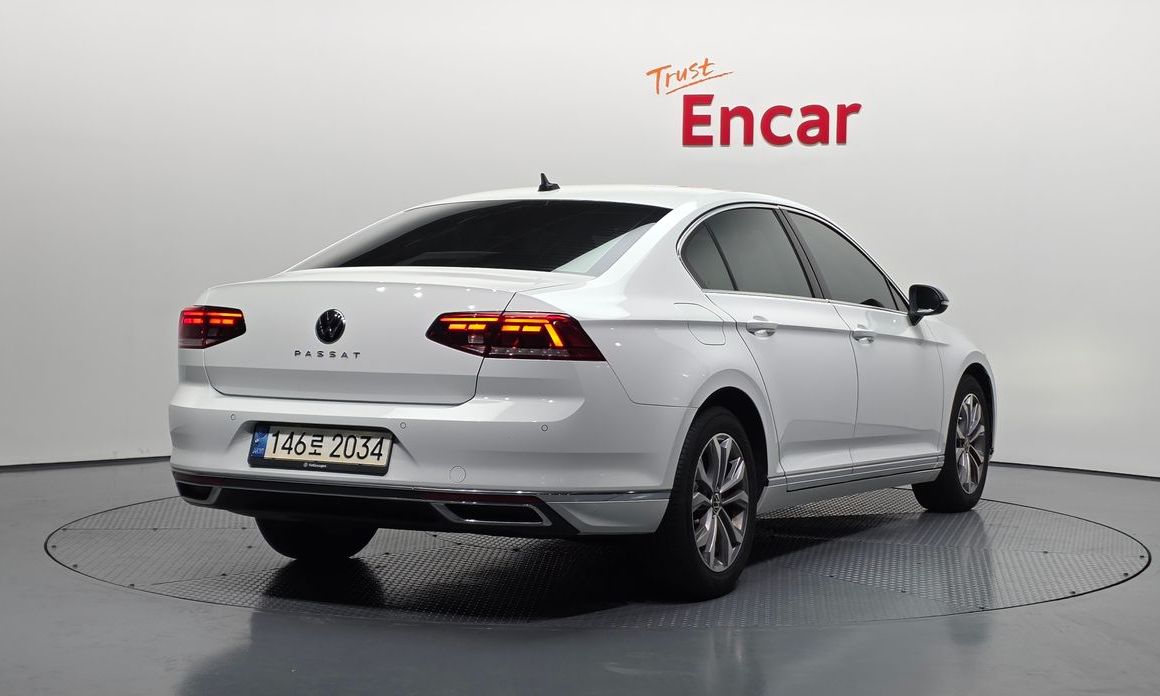Volkswagen Passat 2022
