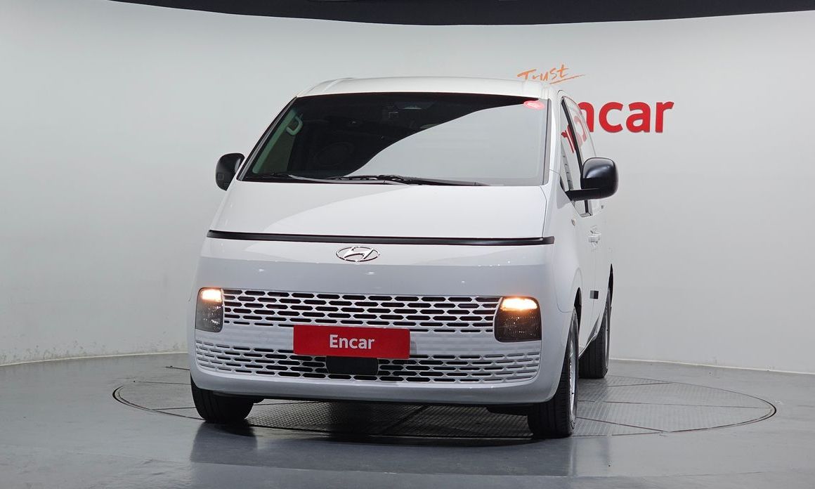 Hyundai Staria 2022