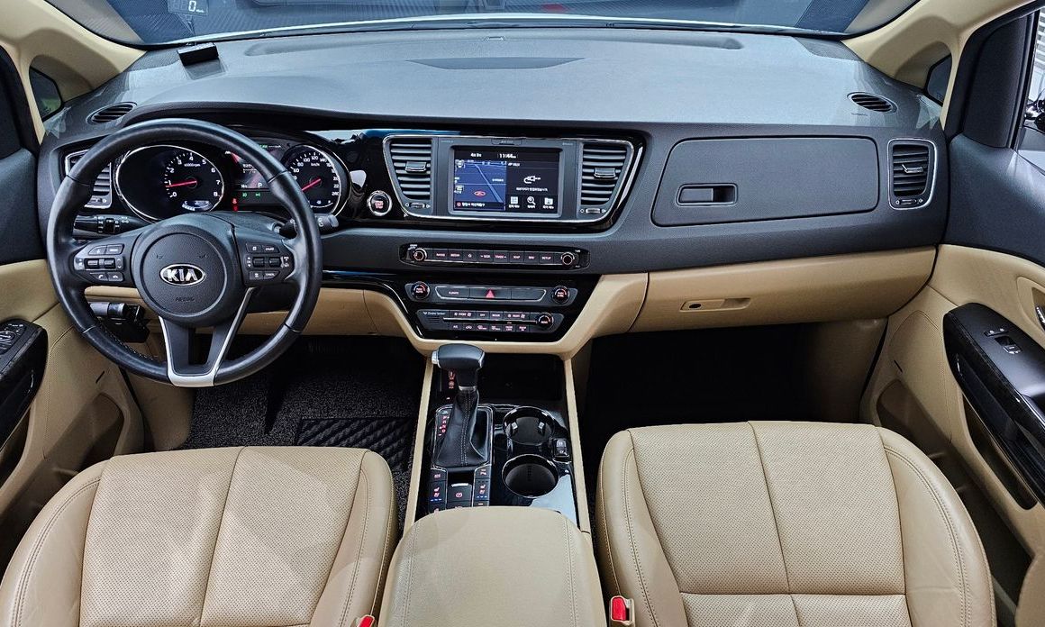 Kia Canival 2019