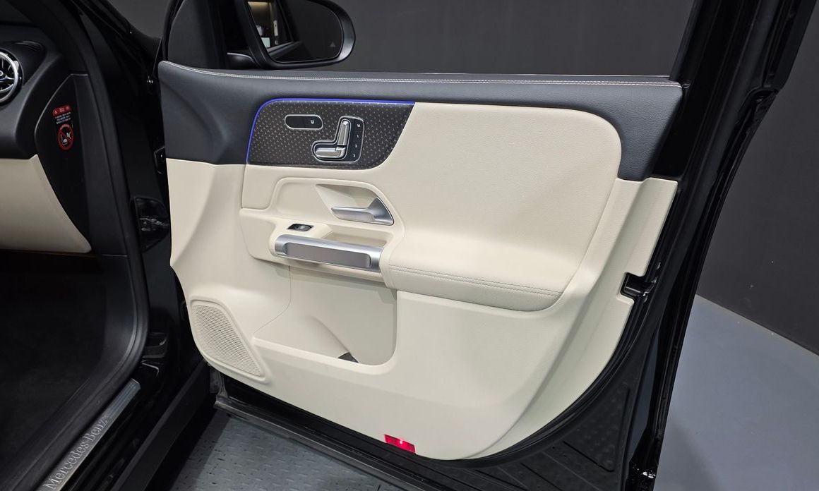 Mercedes-Benz GLB-Class 2024