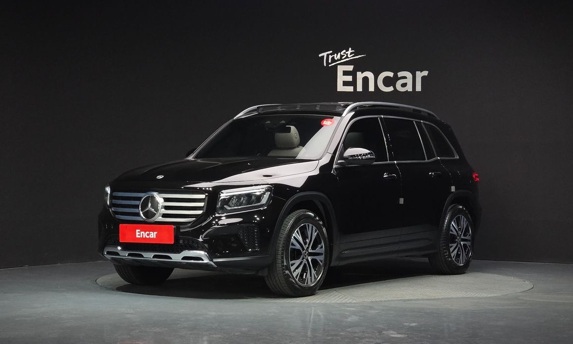 Mercedes-Benz GLB-Class 2024