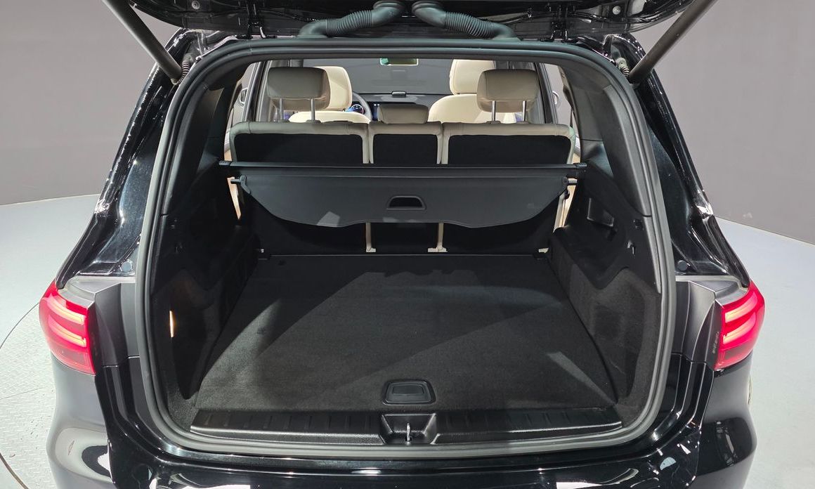 Mercedes-Benz GLB-Class 2024