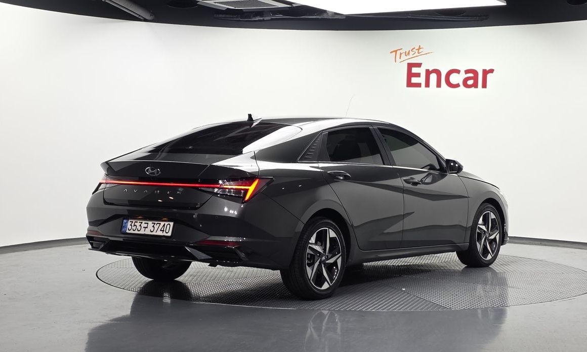 Hyundai AVANTE 2022