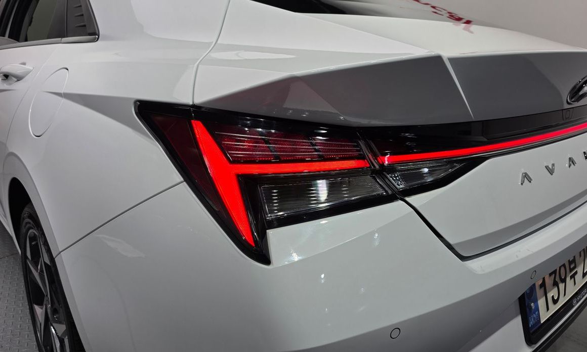 Hyundai AVANTE 2022