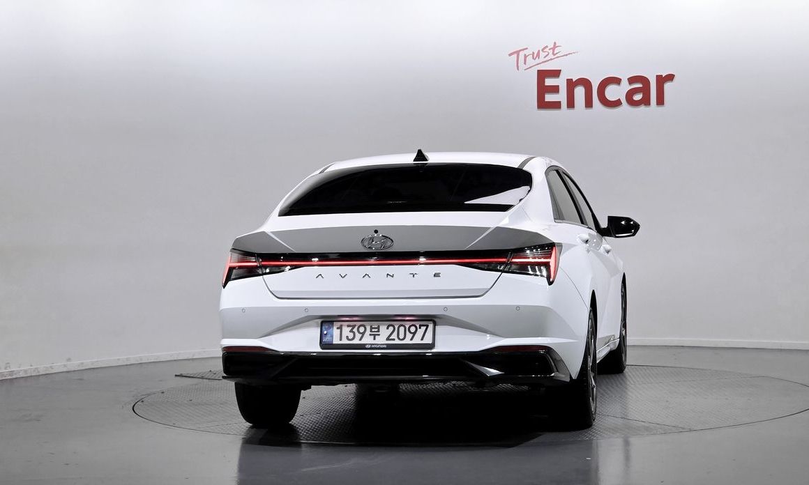 Hyundai AVANTE 2022