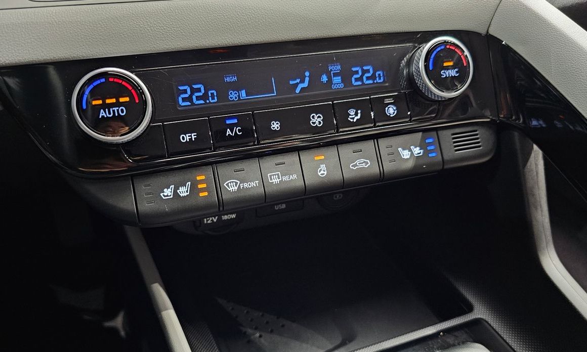 Hyundai AVANTE 2022
