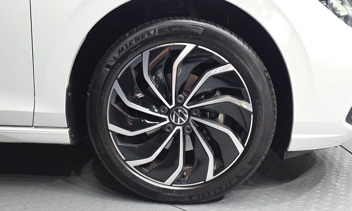Volkswagen Golf 2022