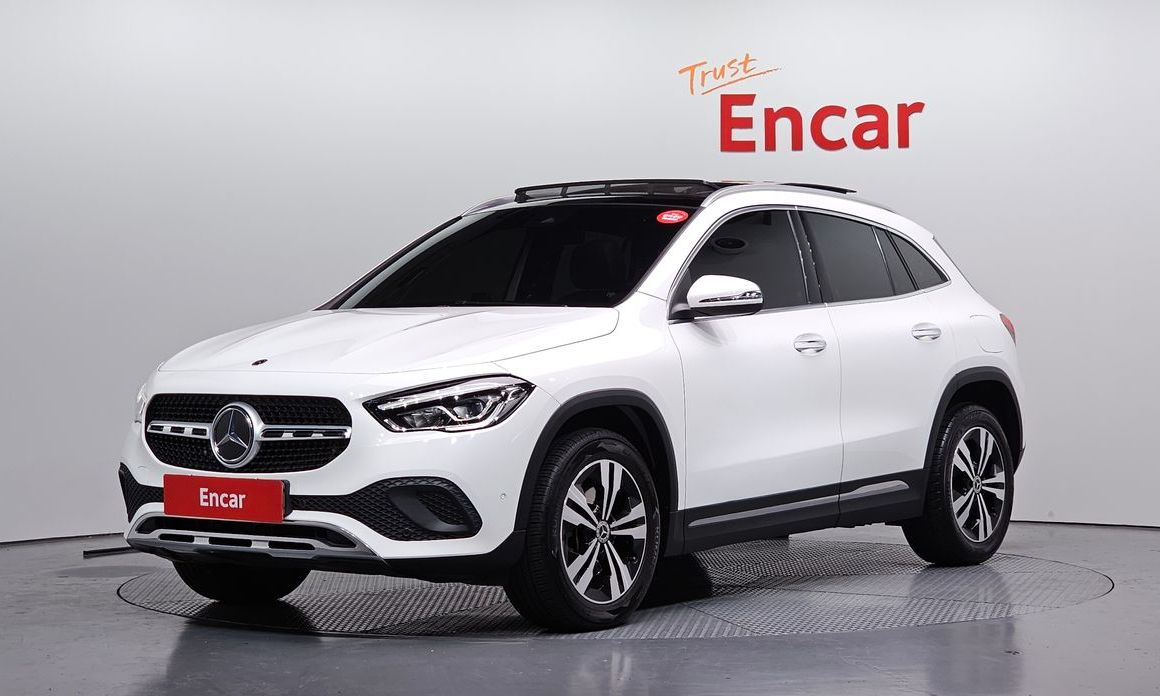 Mercedes-Benz GLA-Class 2021
