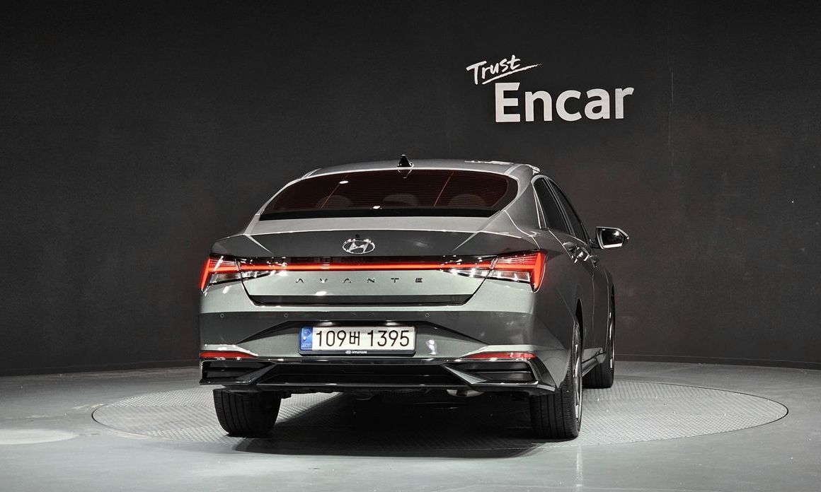 Hyundai AVANTE 2022