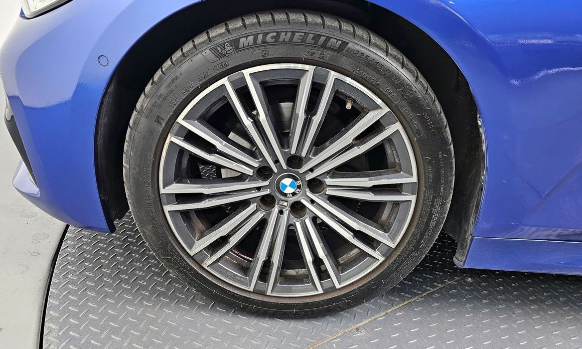 BMW 3-Series 2021