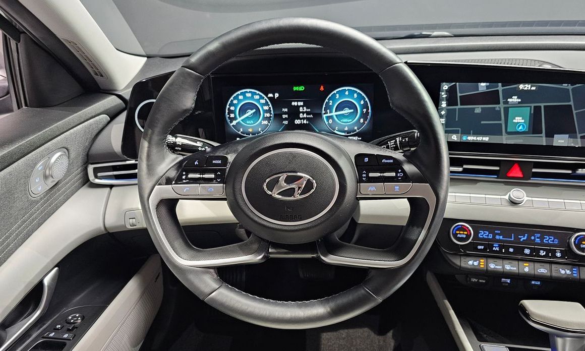 Hyundai AVANTE 2022