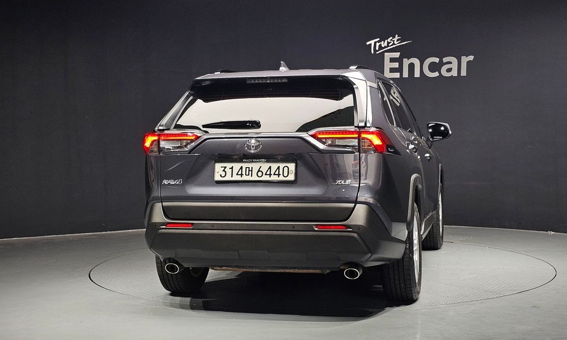 Toyota RAV4 2019