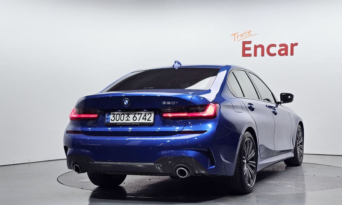 BMW 3-Series 2021