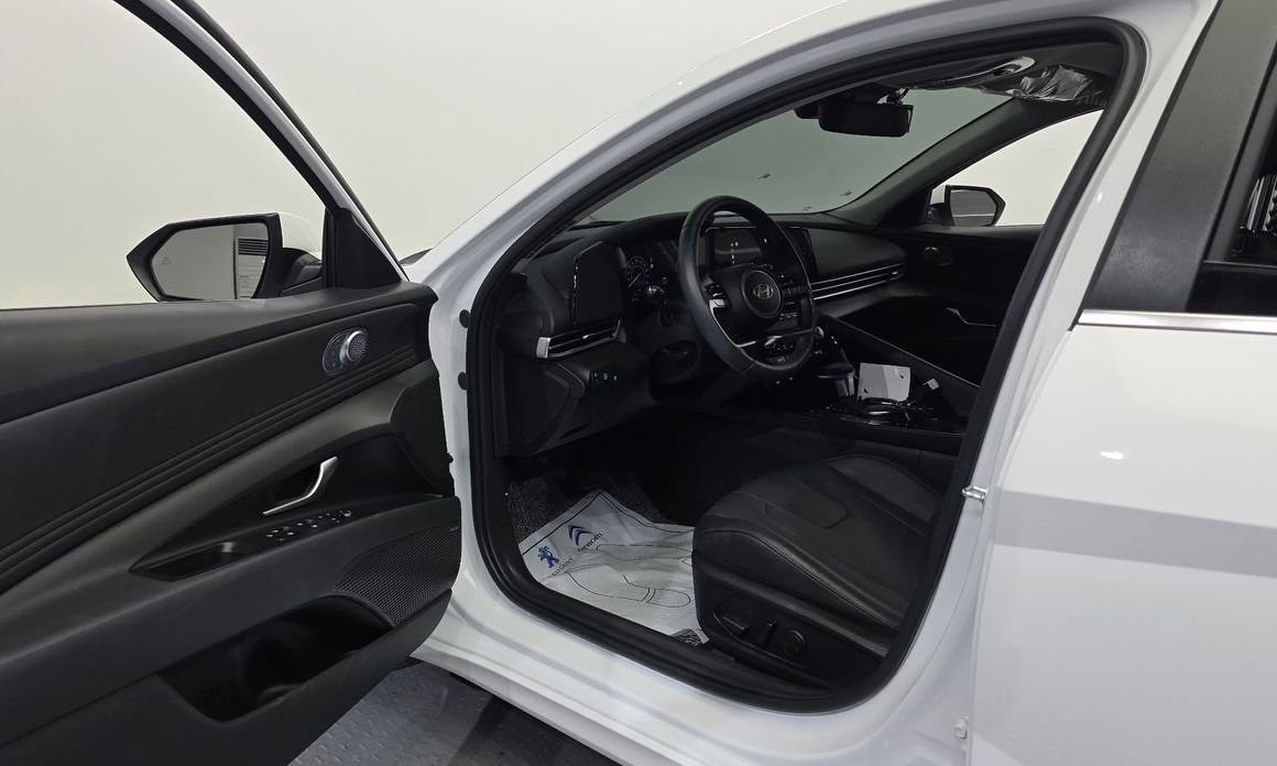 Hyundai AVANTE 2026