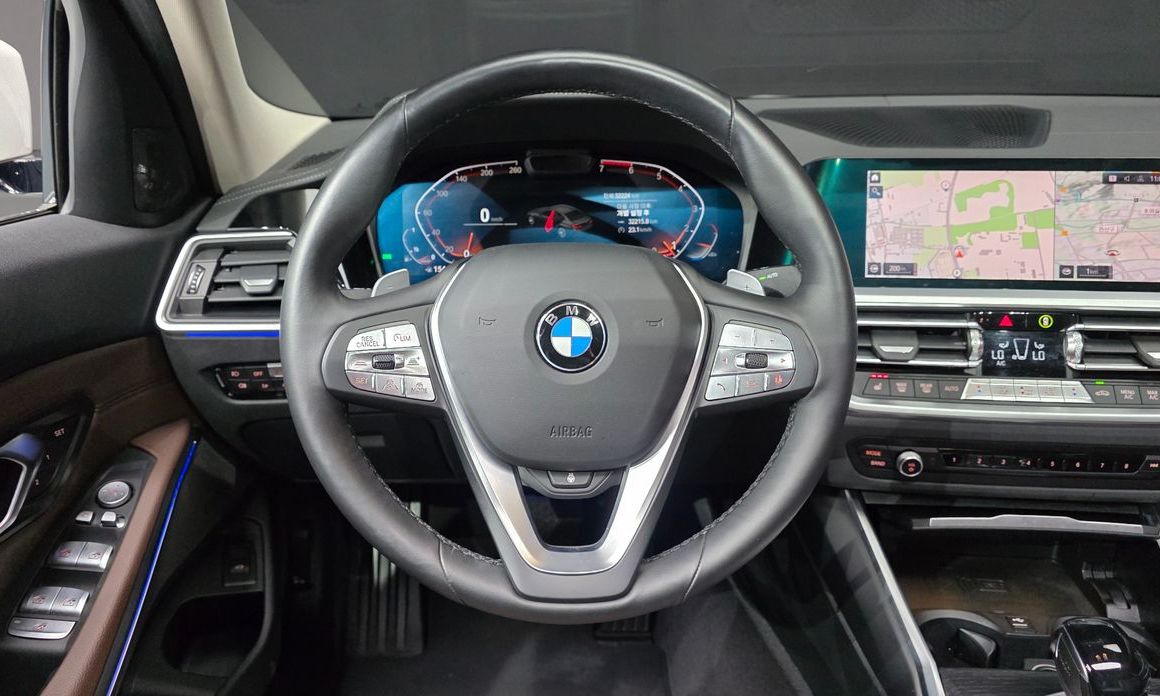 BMW 3-Series 2021