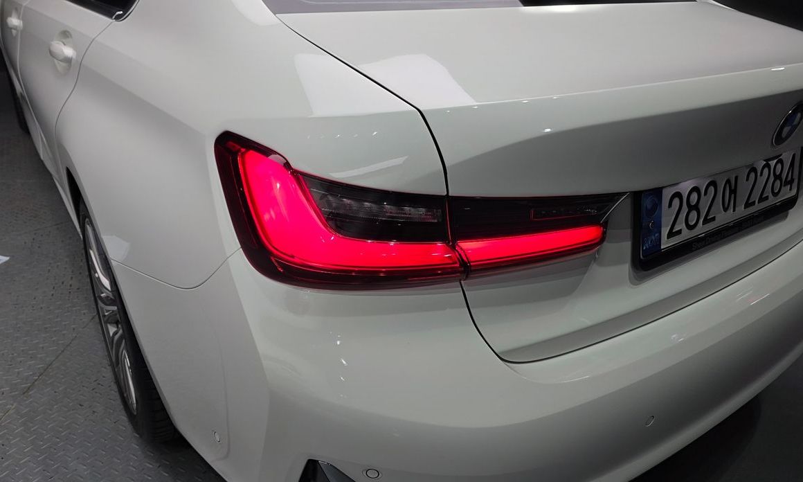 BMW 3-Series 2021