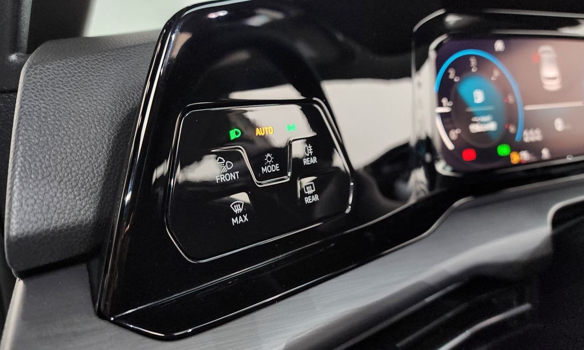 Volkswagen Golf 2024