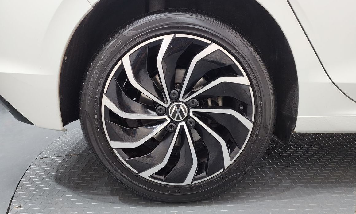 Volkswagen Golf 2024