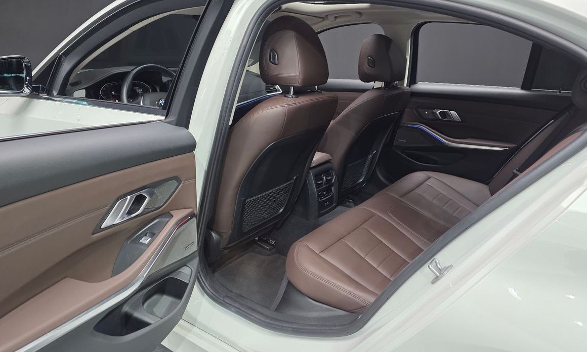 BMW 3-Series 2021