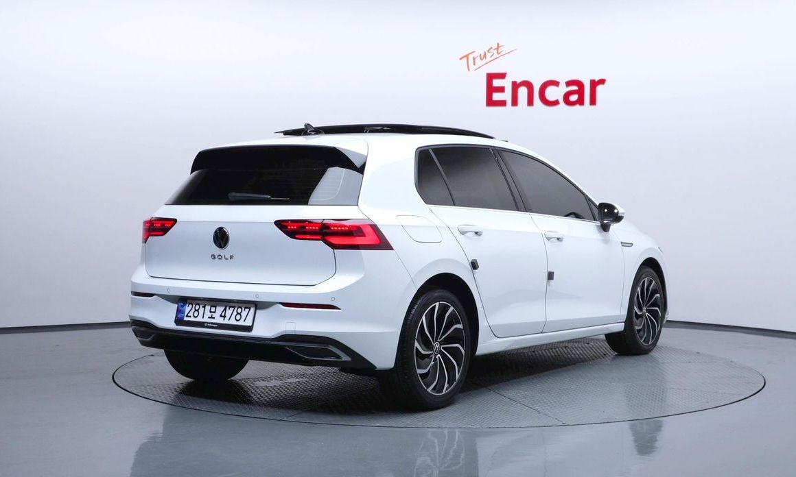 Volkswagen Golf 2024