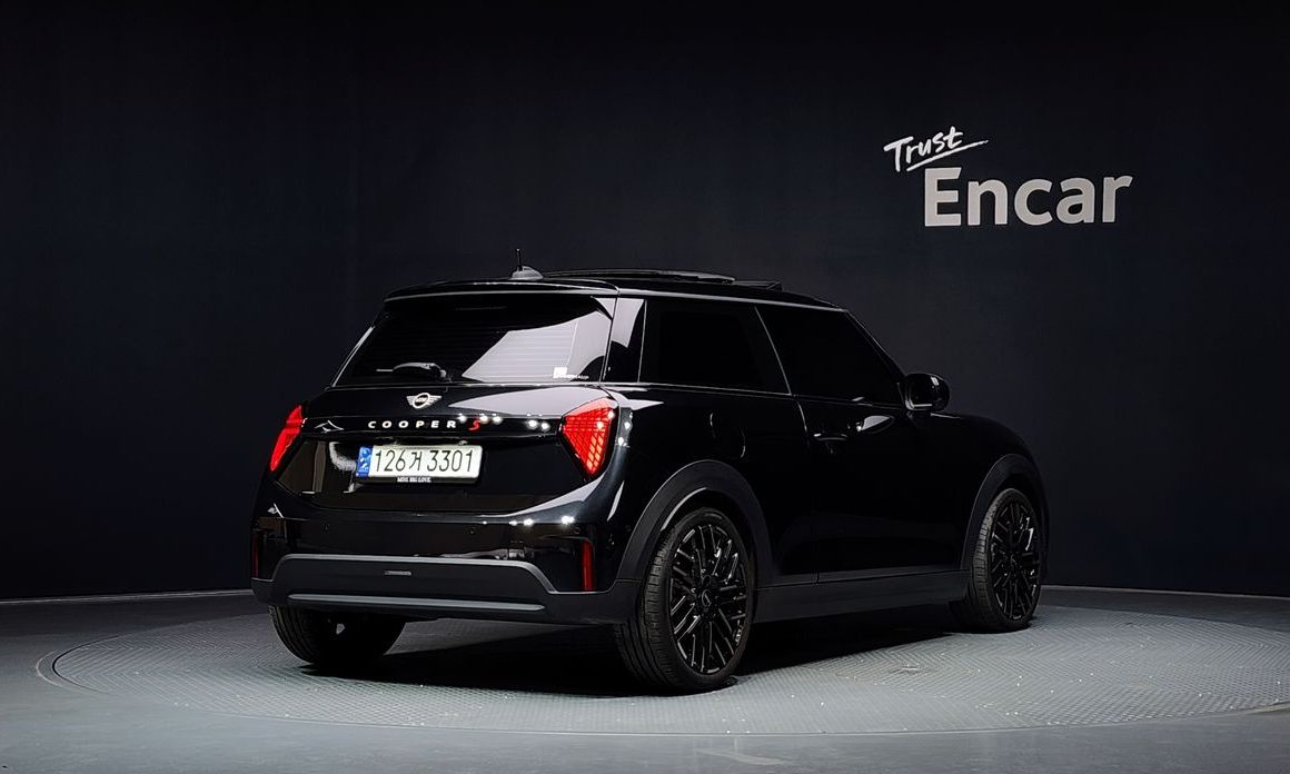 Mini Cooper 2025