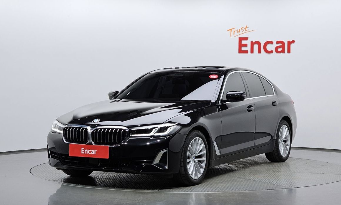 BMW 5-Series 2022