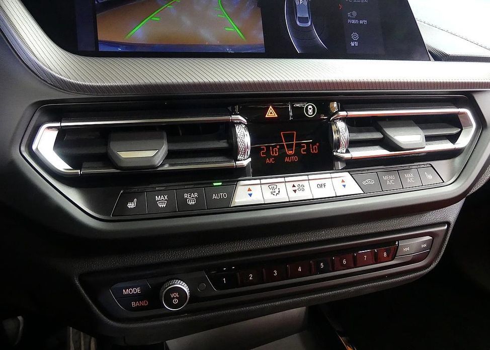 BMW 2-Series 2023
