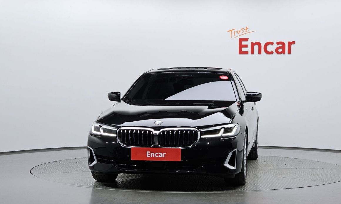 BMW 5-Series 2022