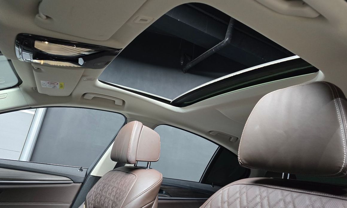 BMW 5-Series 2021
