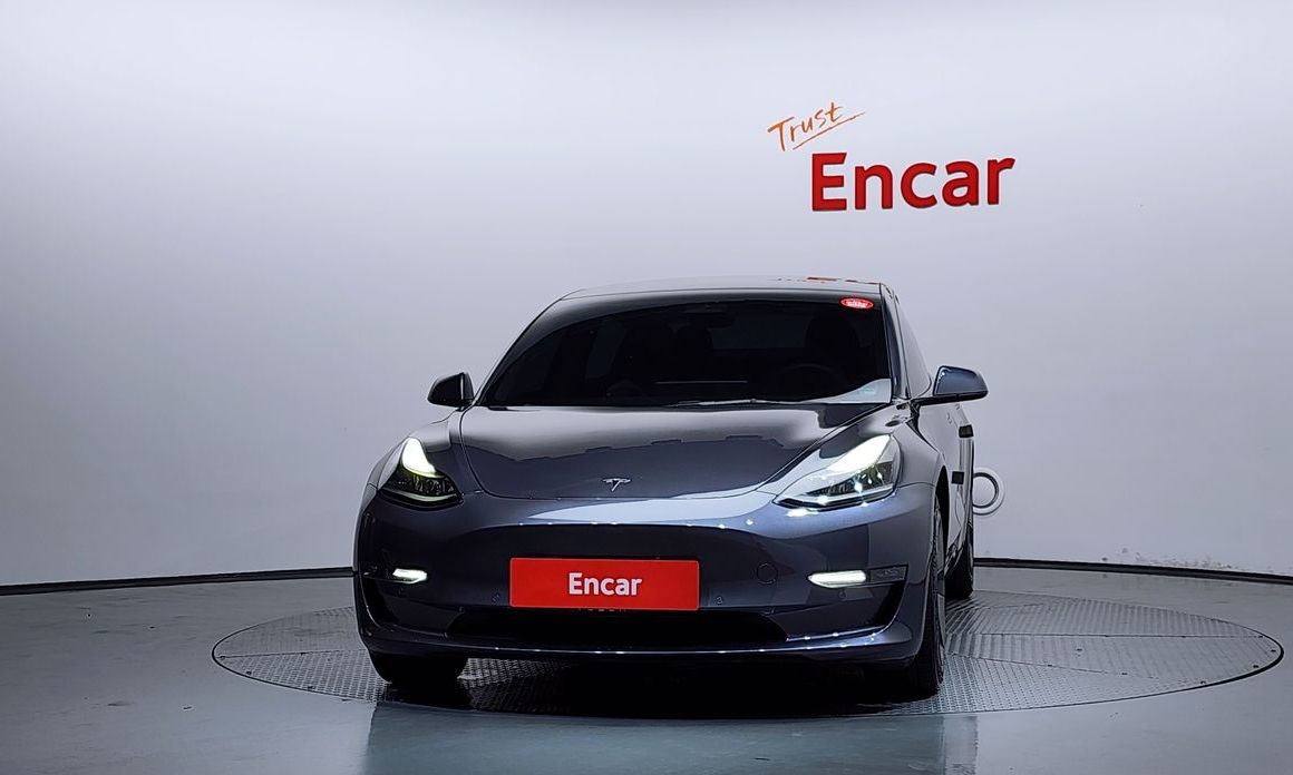 Tesla Model 3 2022