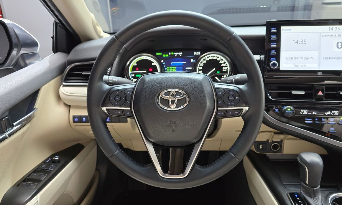 Toyota Camry 2024