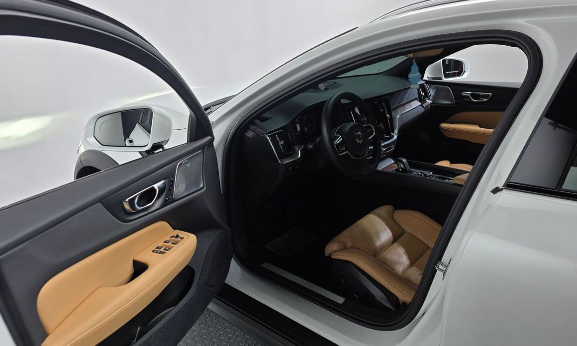 Volvo V60 2021