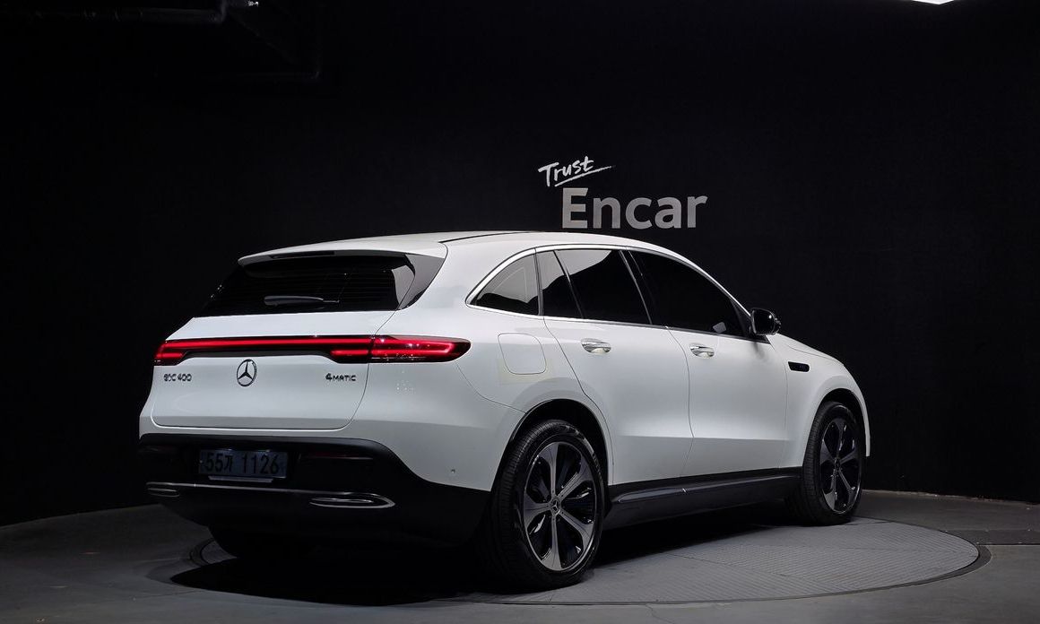 Mercedes-Benz EQC 2020
