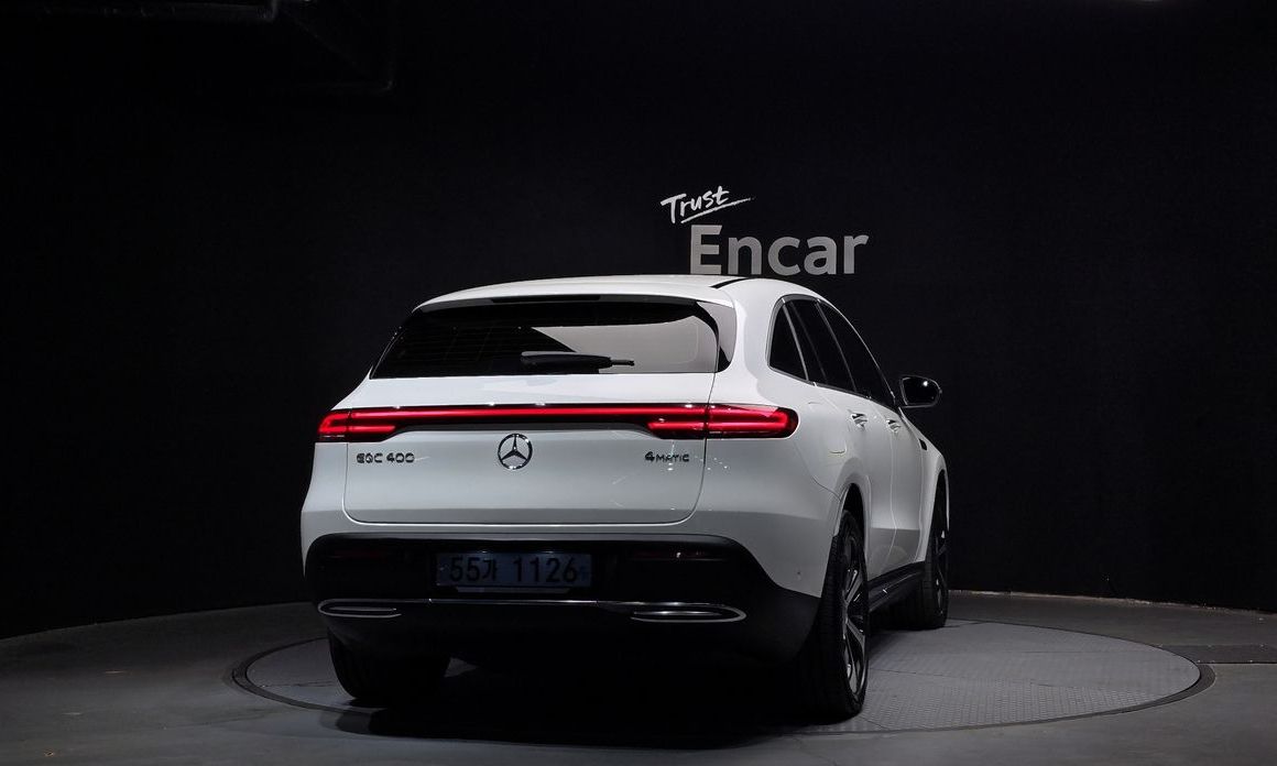 Mercedes-Benz EQC 2020