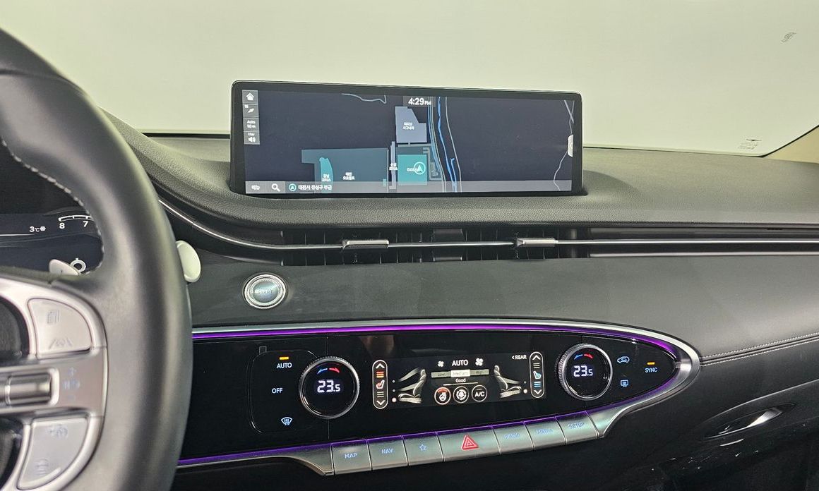 Genesis GV70 2023