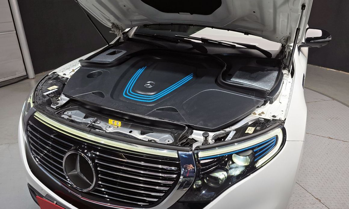 Mercedes-Benz EQC 2020