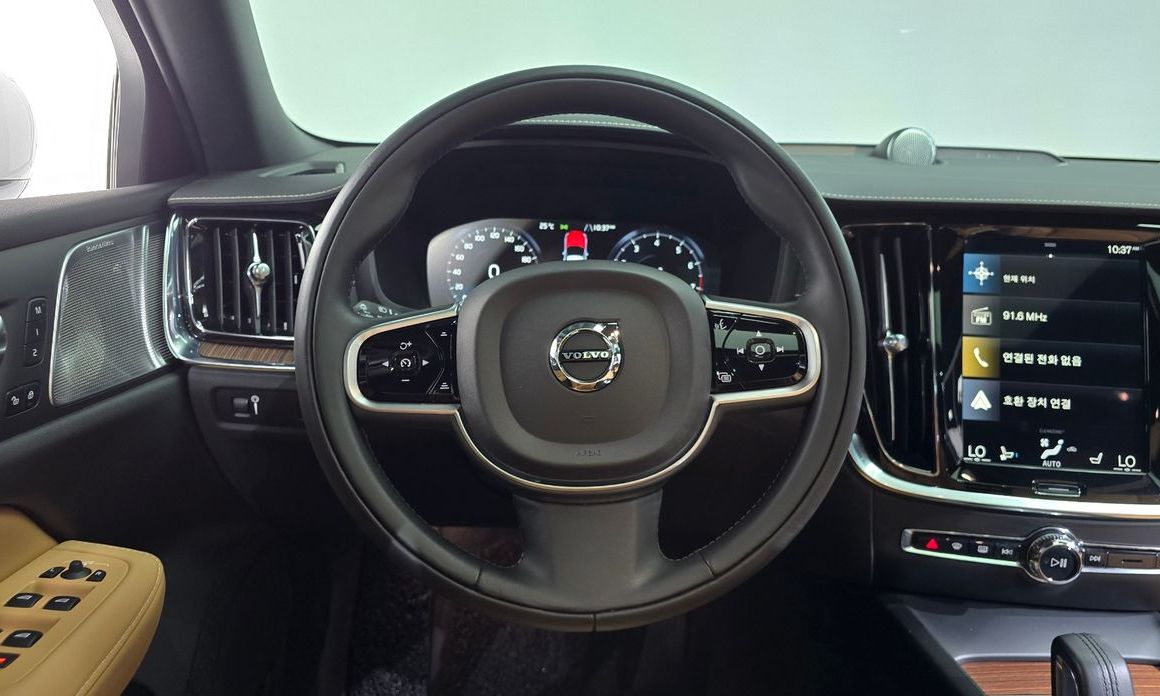 Volvo V60 2021