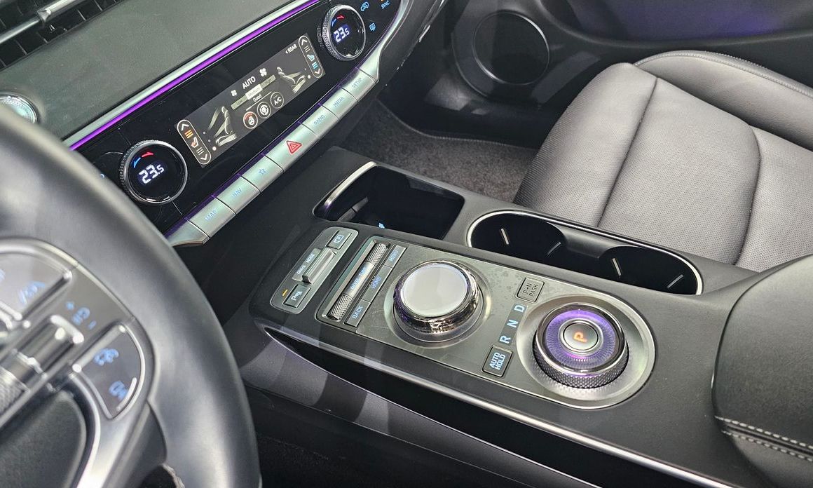 Genesis GV70 2023