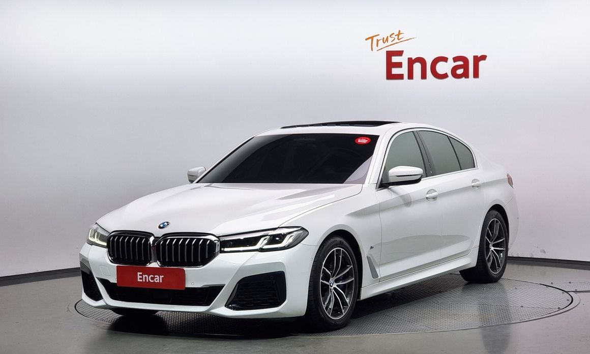 BMW 5-Series 2023