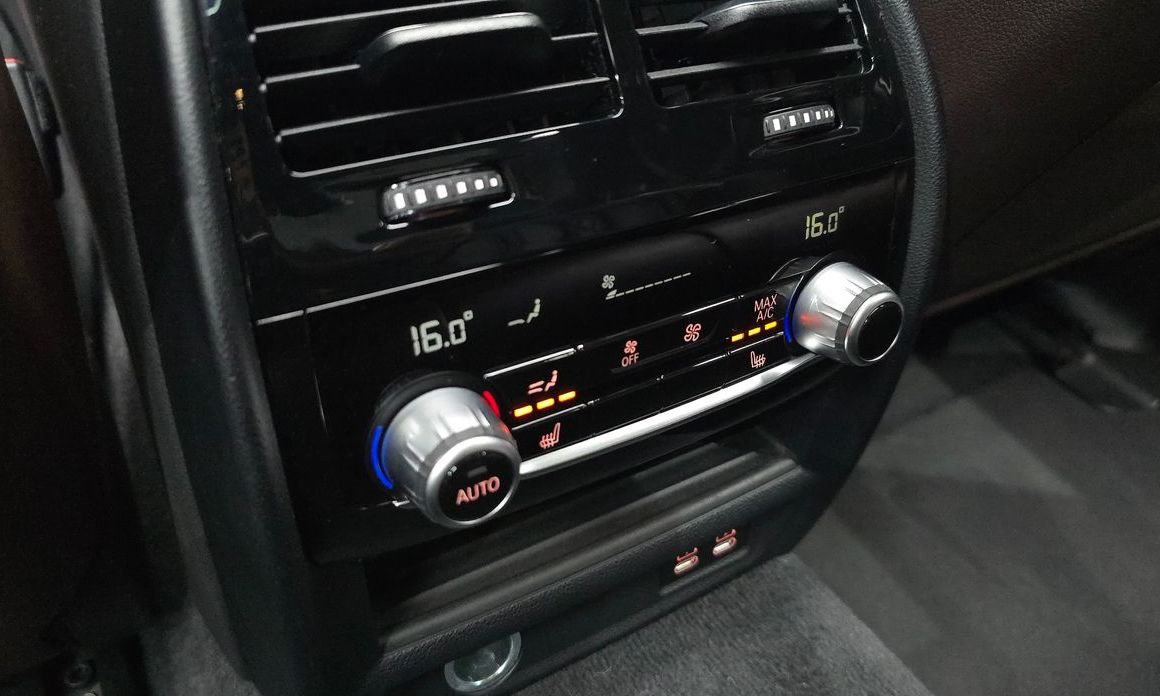 BMW 5-Series 2021
