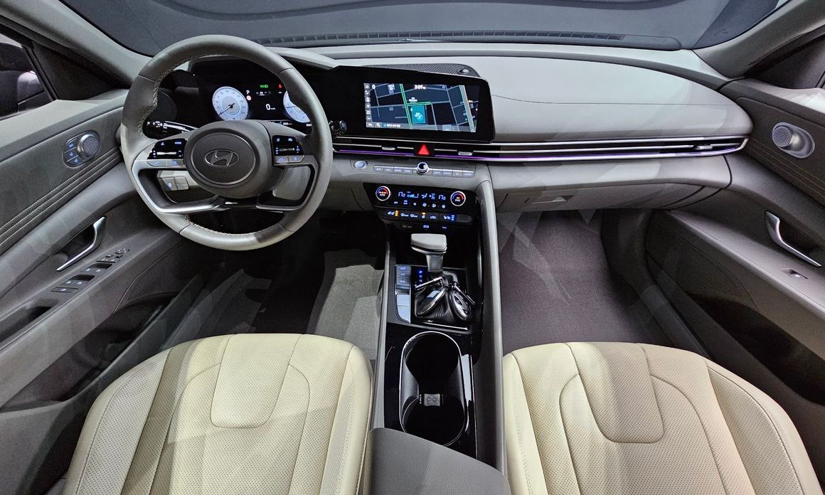 Hyundai AVANTE 2024