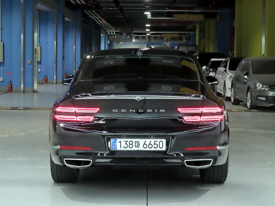 Genesis G80 2023