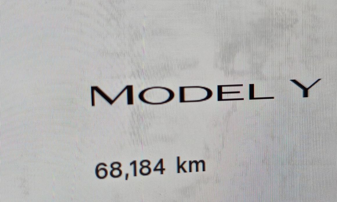 Tesla Model Y 2023