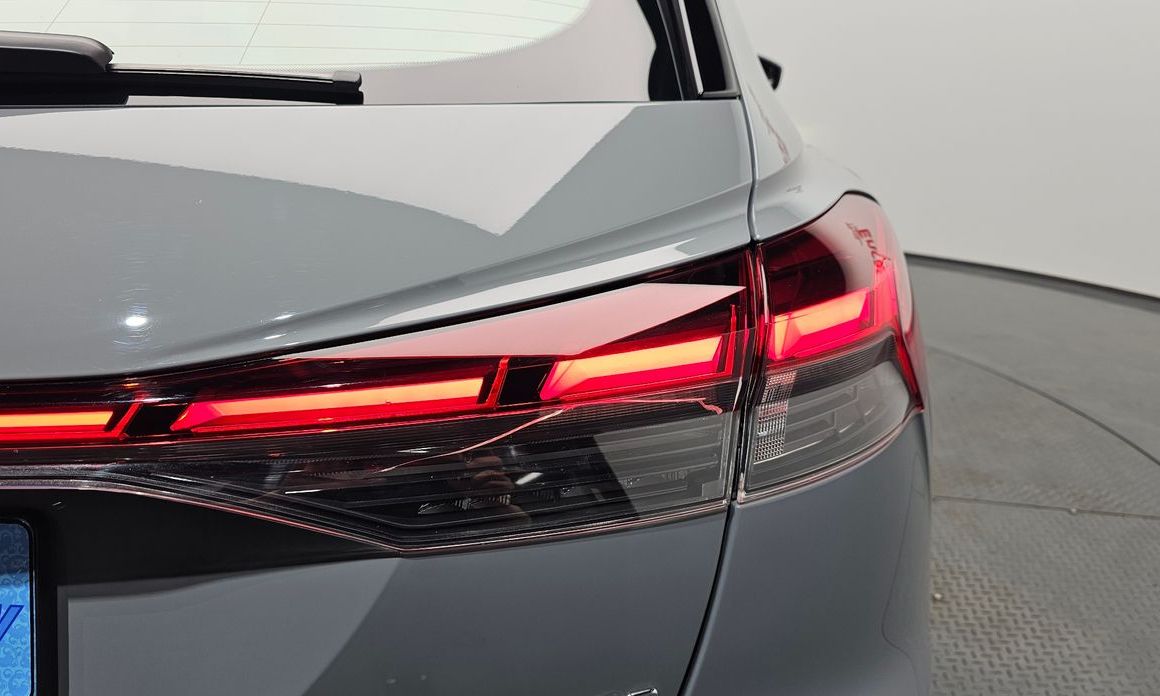 Audi Q4 e-tron 2023