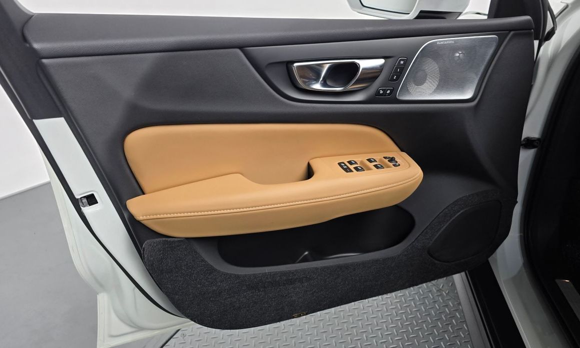 Volvo V60 2021